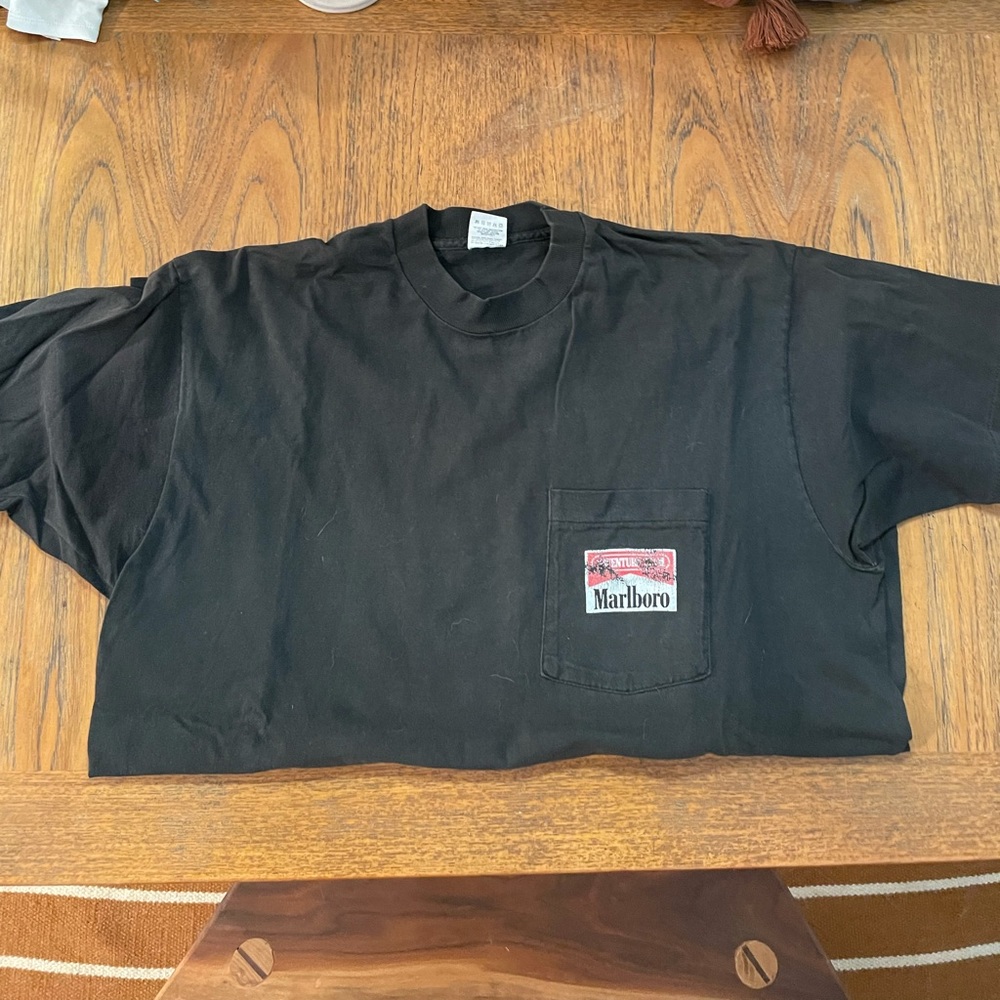 Vintage Marlboro t shirt